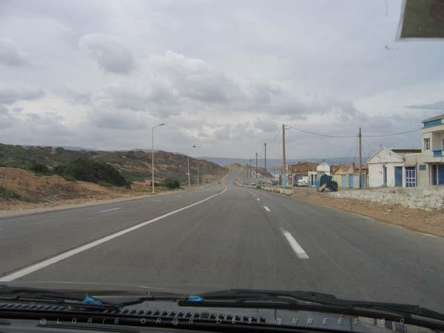 VOYAGE ORAN SEPTEMBRE 2006 223 14 sept. 06 - matin -ROUTE DE LA CORNICHE VERS LES ANDALOUSES.JPG